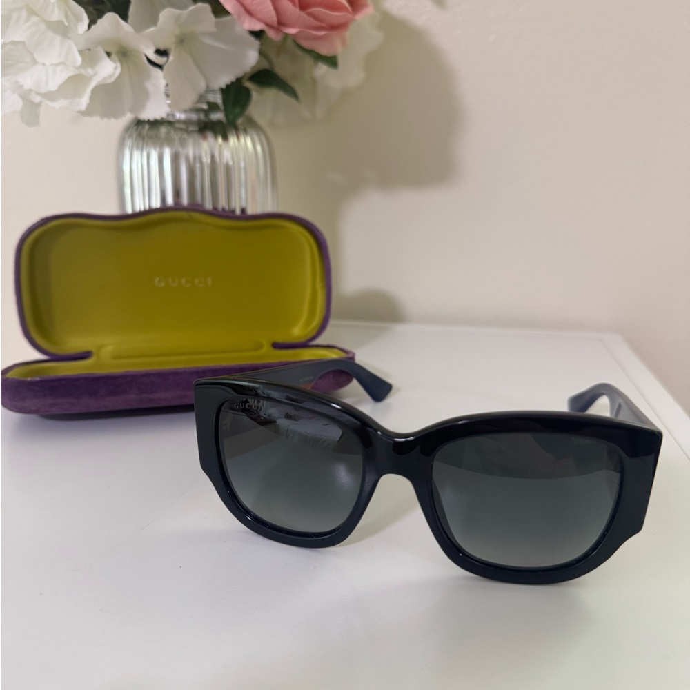 Gucci Black Sunglasses